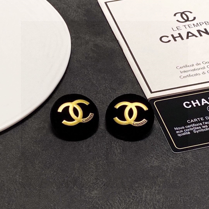 Ch**el earrings